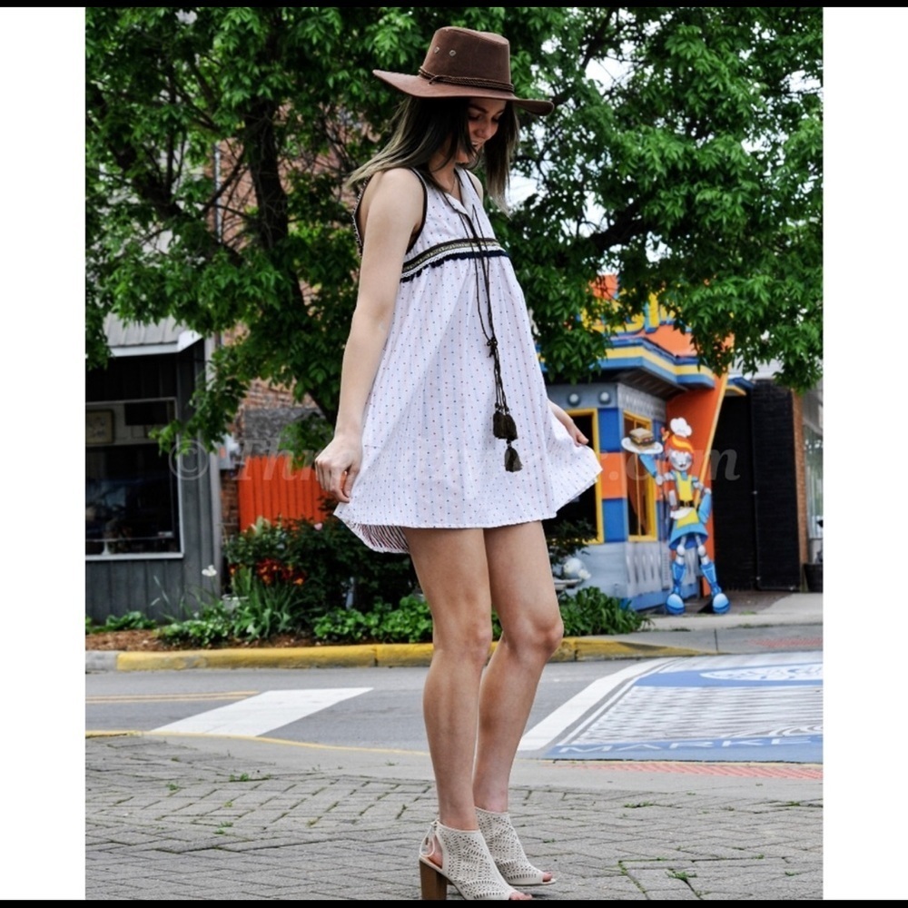 CONFETTI Embroidered Tassel Tunic/Dress